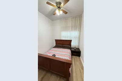 338 E 25th Place, Chicago, IL 60616 - Photo 22
