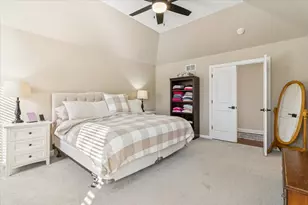 909 King Edward Ave, Saint Charles, IL 60174 - Photo 24