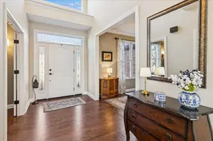 909 King Edward Ave, Saint Charles, IL 60174 - Photo 6