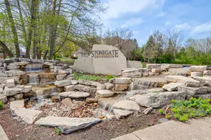 3392 Whirlaway Dr, Northbrook, IL 60062 - Photo 48