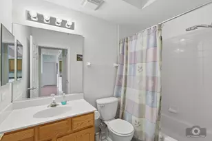 3401 N Carriageway Dr, Arlington Heights, IL 60004 - Photo 10