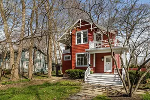 346 E Prospect Ave, Lake Bluff, IL 60044 - Photo 1