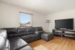 415 Garfield Rd, Ingleside, IL 60041 - Photo 4