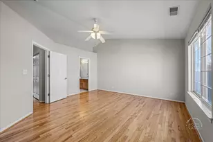 628 Lincoln Station Dr, Oswego, IL 60543 - Photo 14