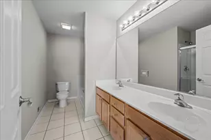 628 Lincoln Station Dr, Oswego, IL 60543 - Photo 16