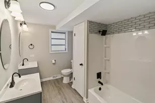 9204 Kedvale Ave, Oak Lawn, IL 60453 - Photo 16