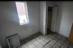 328 W 106th Pl, Chicago, IL 60628 - Photo 16