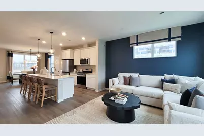 2221 Waters Edge Drive, Schaumburg, IL 60196 - Photo 14