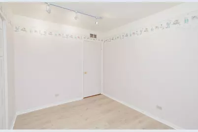 967 Grissom Trail, Elk Grove Village, IL 60007 - Photo 12