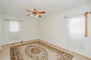 967 Grissom Trail, Elk Grove Village, IL 60007 - Photo 8