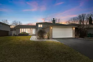 16641 W Oneida Dr, Lockport, IL 60441 - Photo 1