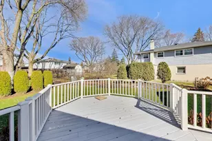 2616 N Dryden Pl, Arlington Heights, IL 60004 - Photo 32