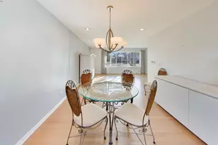 2616 N Dryden Pl, Arlington Heights, IL 60004 - Photo 10