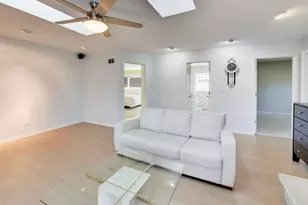 2616 N Dryden Pl, Arlington Heights, IL 60004 - Photo 16