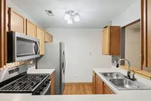 1911 Cherrywood Ct, Joliet, IL 60435 - Photo 8