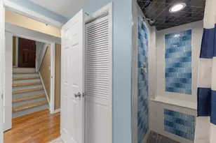 13 S Victoria Ln, Streamwood, IL 60107 - Photo 16