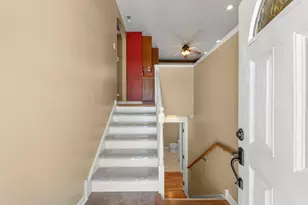 13 S Victoria Ln, Streamwood, IL 60107 - Photo 12