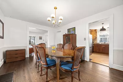 428 Hillside Avenue, Glen Ellyn, IL 60137 - Photo 8