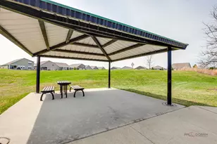 [Address not provided], Gurnee, IL 60031 - Photo 30