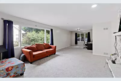 7 Woodhead Drive, Lake Villa, IL 60046 - Photo 4