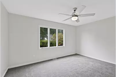 7 Woodhead Drive, Lake Villa, IL 60046 - Photo 10