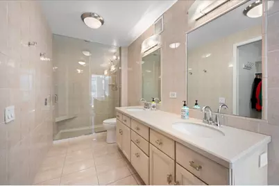 110 E Delaware Place #404, Chicago, IL 60611 - Photo 14