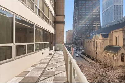 110 E Delaware Place #404, Chicago, IL 60611 - Photo 18