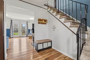 945 Surrey Ct, Joliet, IL 60431 - Photo 4