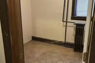 5747 W Superior St, Chicago, IL 60644 - Photo 14