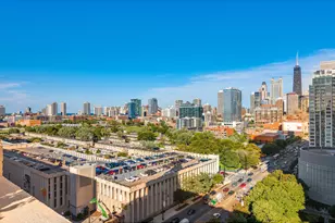 758 N Larrabee St, Chicago, IL 60654 - Photo 16