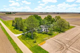5664 Graff Rd, Minier, IL 61759 - Photo 38
