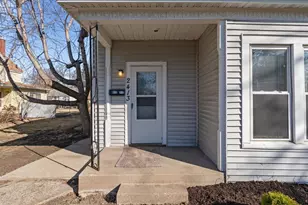 2413 11th Avenue A, Moline, IL 61265 - Photo 4