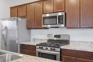 1882 Southern Cir, Pingree Grove, IL 60140 - Photo 8