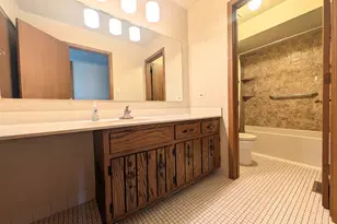 16160 Apple Ln, Tinley Park, IL 60487 - Photo 12