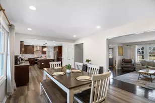 27942 N Lakeview Cir, McHenry, IL 60051 - Photo 8