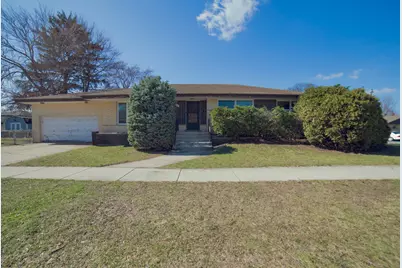 6201 W 90th Place, Oak Lawn, IL 60453 - Photo 1