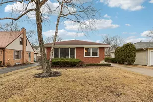 124 Harlem Ave, Glenview, IL 60025 - Photo 1