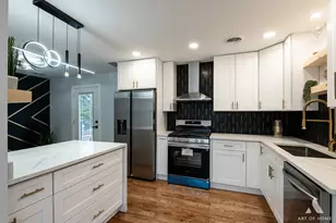 8459 S 85th Ct, Hickory Hills, IL 60457 - Photo 20