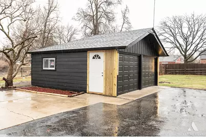 8459 S 85th Court, Hickory Hills, IL 60457 - Photo 6