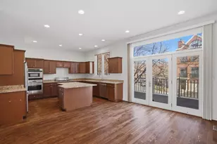 1891 Admiral Ct, Glenview, IL 60026 - Photo 8