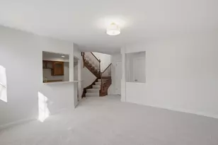 1891 Admiral Ct, Glenview, IL 60026 - Photo 10