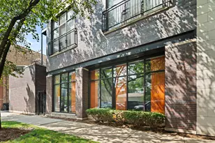 1608 W Cornelia Ave, Chicago, IL 60657 - Photo 2