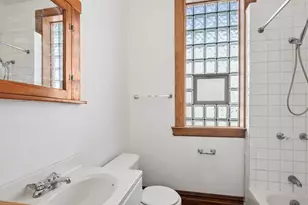 1632 N Francisco Ave, Chicago, IL 60647 - Photo 12