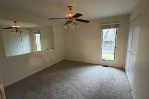 1S055 Spring Rd, Oakbrook Terrace, IL 60181 - Photo 8