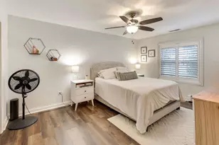 1530 E Northwest Hwy, Arlington Heights, IL 60004 - Photo 10