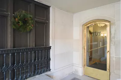 707 W Junior Terrace #3S, Chicago, IL 60613 - Photo 2