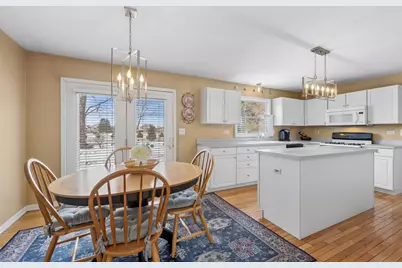 1850 White Oak Drive, Algonquin, IL 60102 - Photo 6