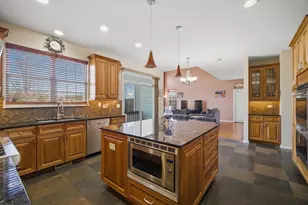 1718 Belcourt Ln, Elgin, IL 60120 - Photo 10