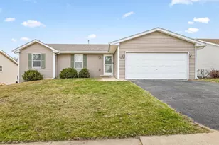 2818 Carol Pl, Rockford, IL 61109 - Photo 1
