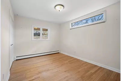 128 Hickory Road, Lake in the Hills, IL 60156 - Photo 18